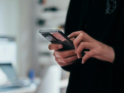 SEMOVI alerta por SMS sobre supuestas sanciones pendientes en registro vehicular
