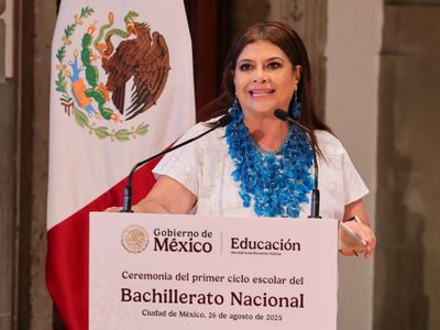 Clara Brugada acompaña a Sheinbaum en arranque del primer ciclo escolar del Bachillerato Nacional