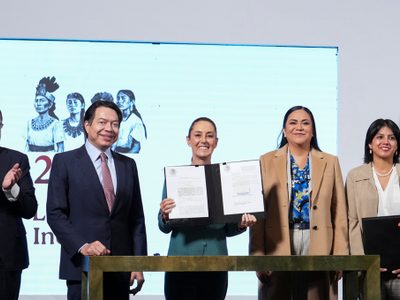 Claudia Sheinbaum firma decreto para publicar reformas en defensa del maíz mexicano