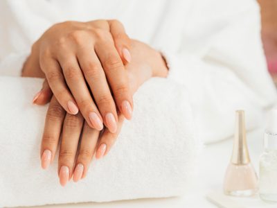 Uñas sanas y fuertes: Los mejores tips para conseguirlas desde casa