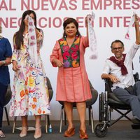 Clara Brugada anuncia programa para la autonomía económica de mujeres emprendedoras